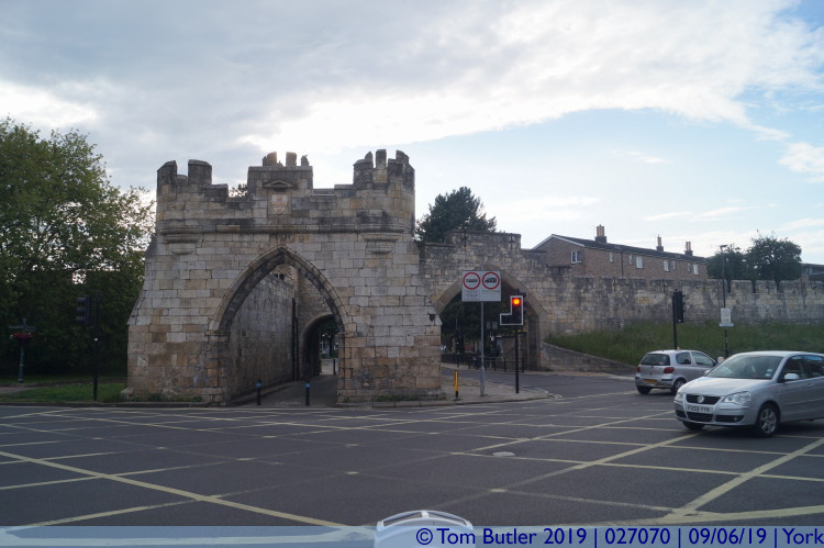 Photo ID: 027070, Barbican and walls, York, England