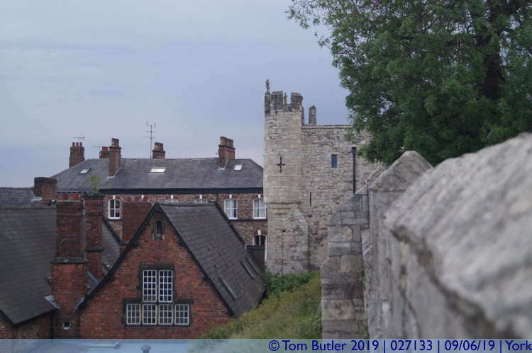 Photo ID: 027133, Along the walls, York, England