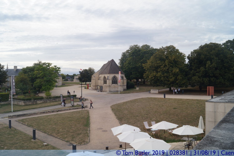 Photo ID: 028381, Castle grounds, Caen, France