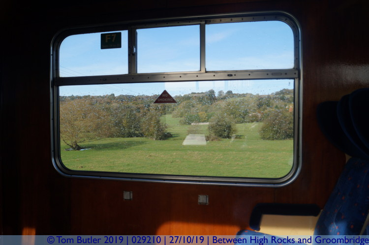 Photo ID: 029210, View from the train, Between High Rocks and Groombridge, England