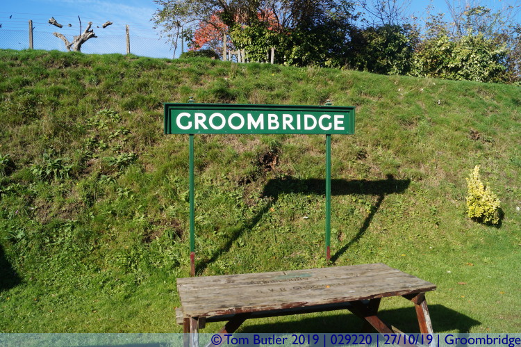 Photo ID: 029220, On the platform, Groombridge, England