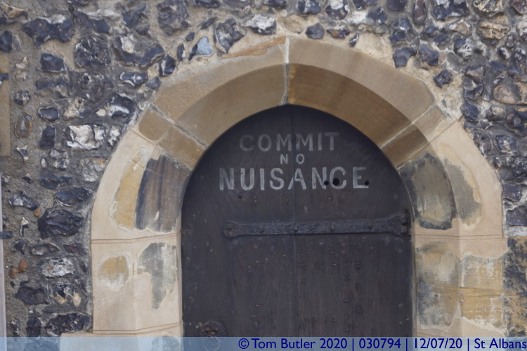 Photo ID: 030794, Commit no nuisance, St Albans, England
