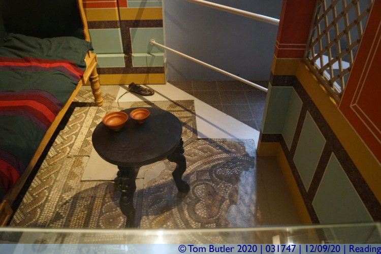 Photo ID: 031747, Recreated Roman lounge, Reading, England