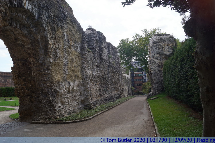 Photo ID: 031790, Abbey Ruins, Reading, England
