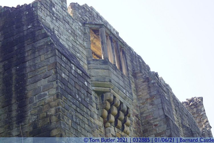 Photo ID: 032885, Oriel window, Barnard Castle, England