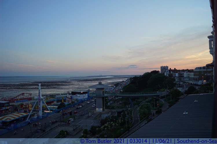 Photo ID: 033014, Sunset over Southend, Southend-on-Sea, England
