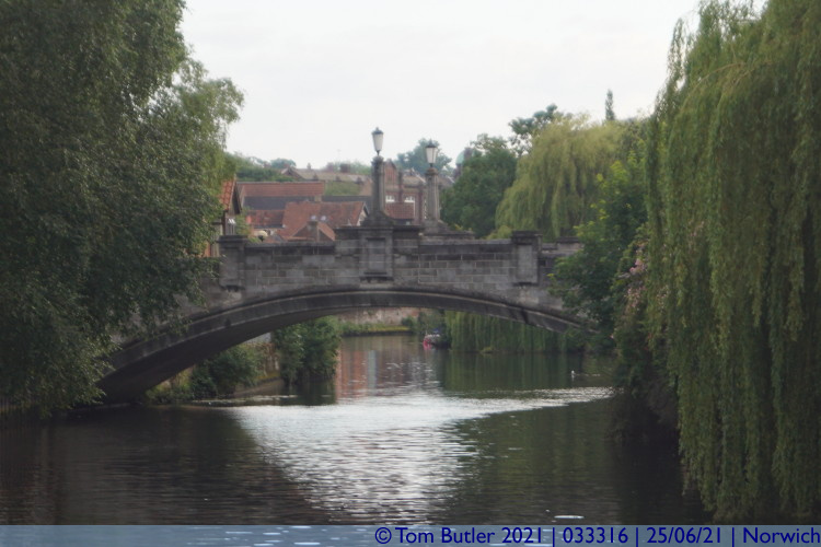 Photo ID: 033316, Whitefriars Bridge, Norwich, England