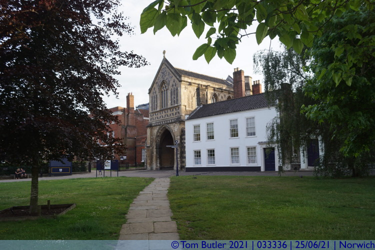 Photo ID: 033336, Ethelbert Gate, Norwich, England