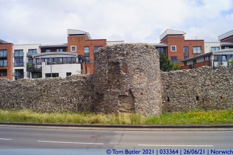 Photo ID: 033364, City wall tower, Norwich, England