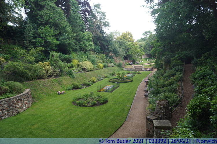 Photo ID: 033392, In the Plantation Garden, Norwich, England