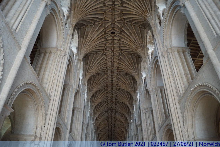 Photo ID: 033467, Cathedral ceiling, Norwich, England