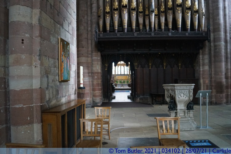 Photo ID: 034102, View into the choir, Carlisle, England