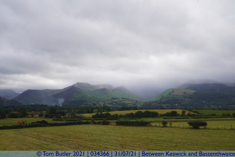 Photo ID: 034366, Clouds start to lift, Between Keswick and Bassenthwaite, England