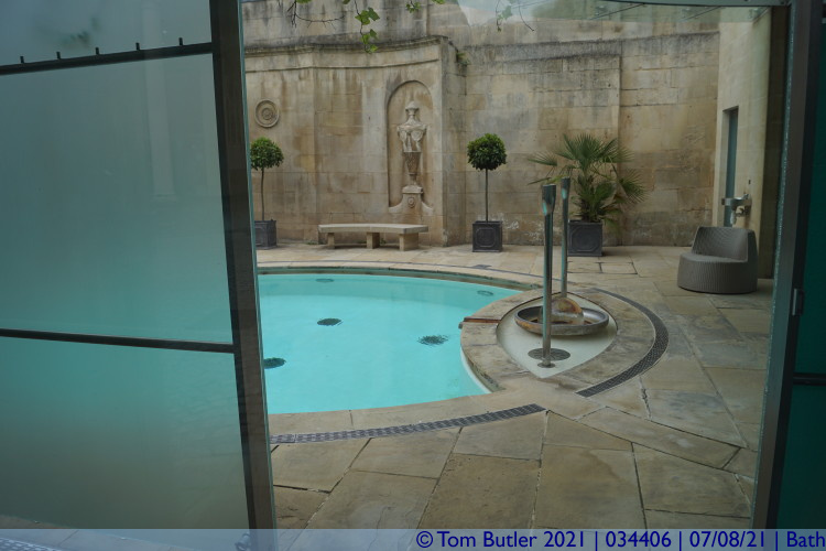 Photo ID: 034406, Inside the Cross Bath, Bath, England