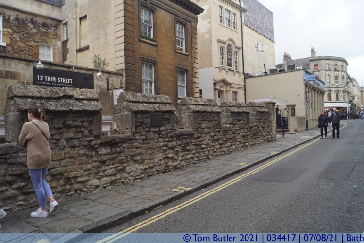 Photo ID: 034417, Bath city walls, Bath, England