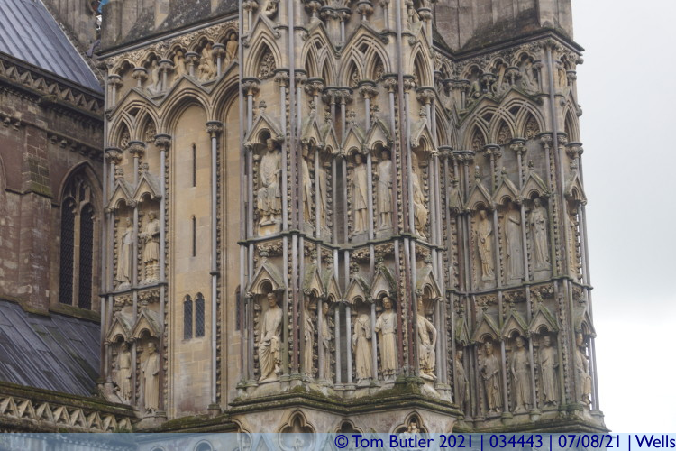 Photo ID: 034443, Statues on the tower, Wells, England