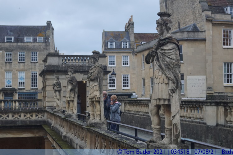 Photo ID: 034518, Roman Statues, Bath, England
