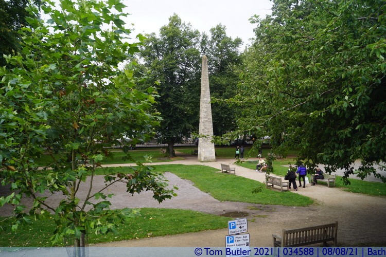 Photo ID: 034588, Obelisk in Queen Square, Bath, England