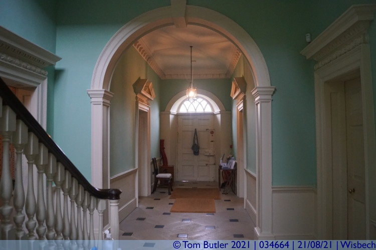 Photo ID: 034664, Entrance hallway, Wisbech, England