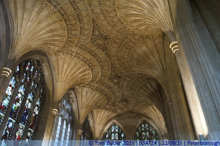 Photo ID: 034724, Intricate ceiling, Peterborough, England