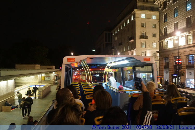 Photo ID: 034798, Boarding the open-top night bus, London, England