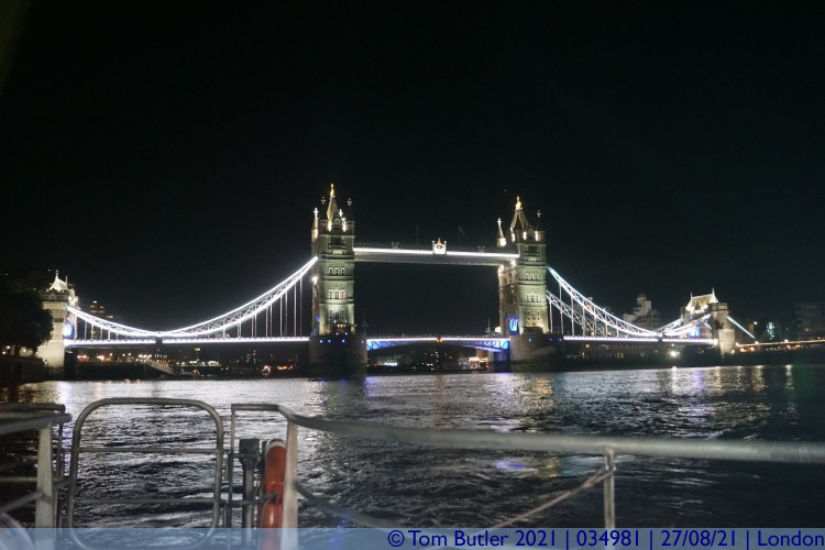 Photo ID: 034981, Tower Bridge, London, England