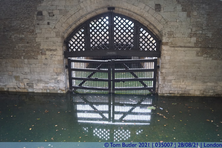 Photo ID: 035007, Traitors Gate, London, England