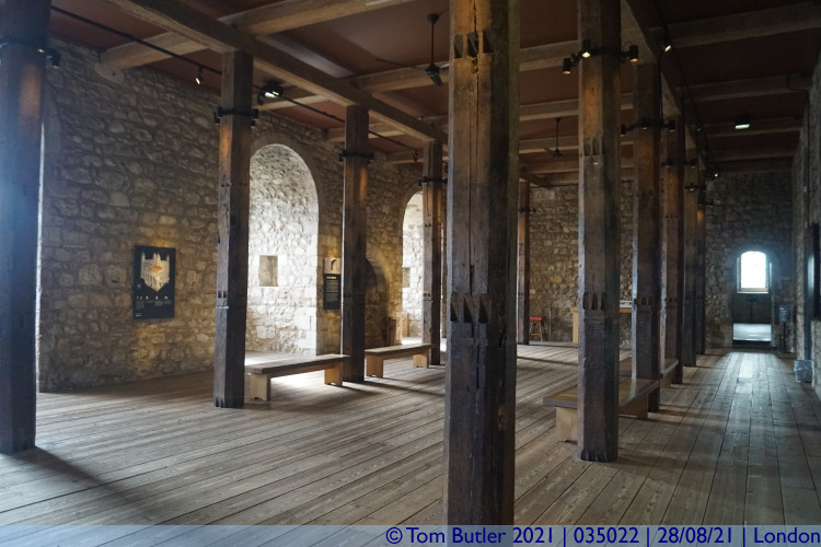 Photo ID: 035022, Inside the white tower, London, England