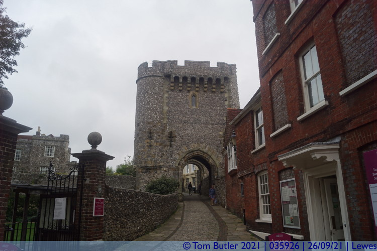 Photo ID: 035926, Barbican Gate, Lewes, England