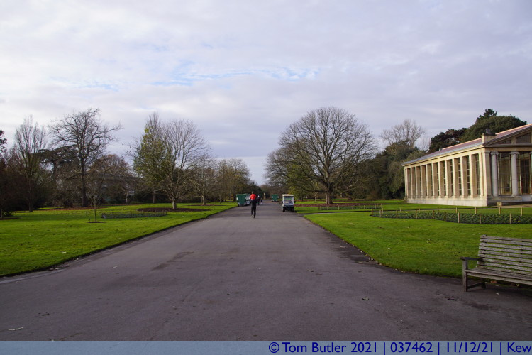 Photo ID: 037462, Entering the gardens, Kew, England