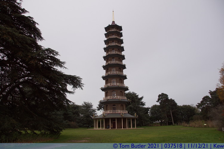 Photo ID: 037518, Great Pagoda, Kew, England