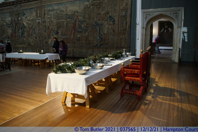 Photo ID: 037565, Top Table, Hampton Court, England