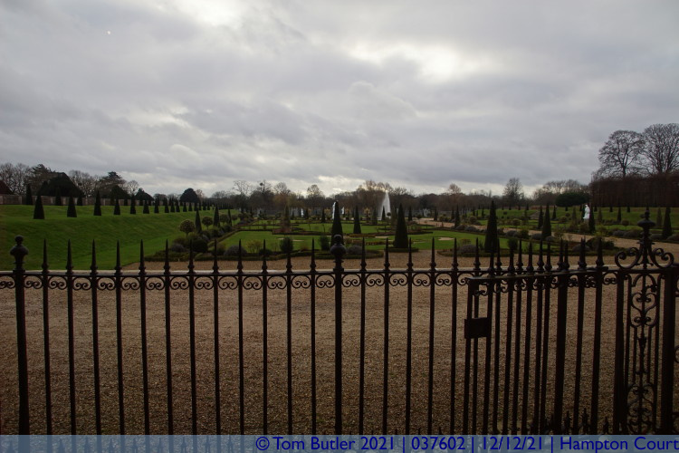 Photo ID: 037602, Privy garden from the apartments, Hampton Court, England