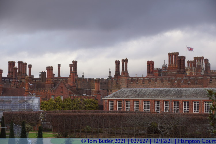 Photo ID: 037627, Forest of Tudor Chimneys, Hampton Court, England