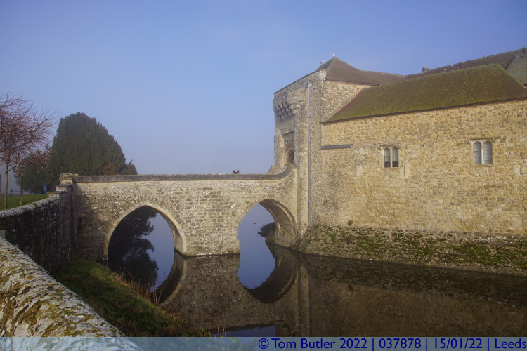 Photo ID: 037878, Bridge and moat, Leeds, England