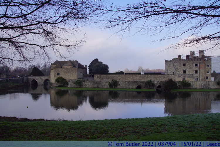 Photo ID: 037904, View across the moat, Leeds, England