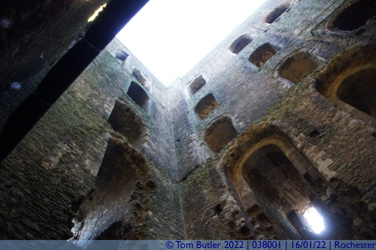 Photo ID: 038001, Looking up inside the castle, Rochester, England