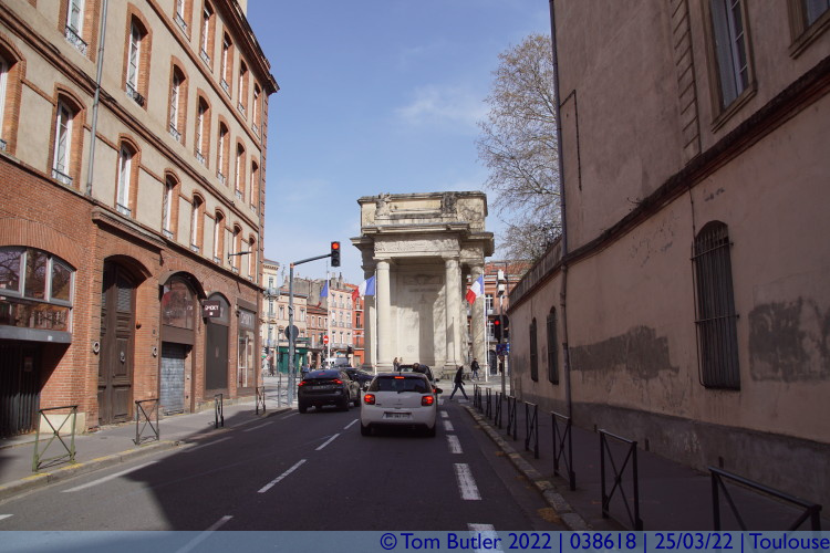 Photo ID: 038618, Approaching the War Memorial, Toulouse, France