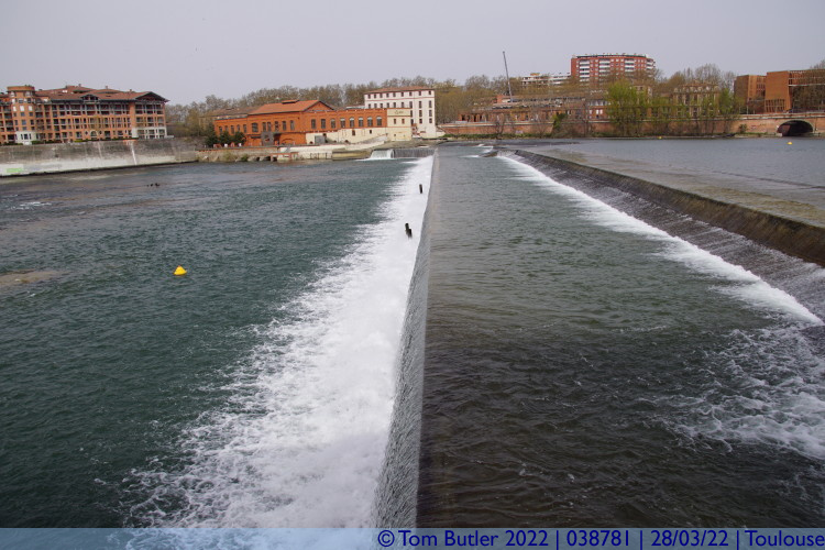 Photo ID: 038781, Above the Weir, Toulouse, France