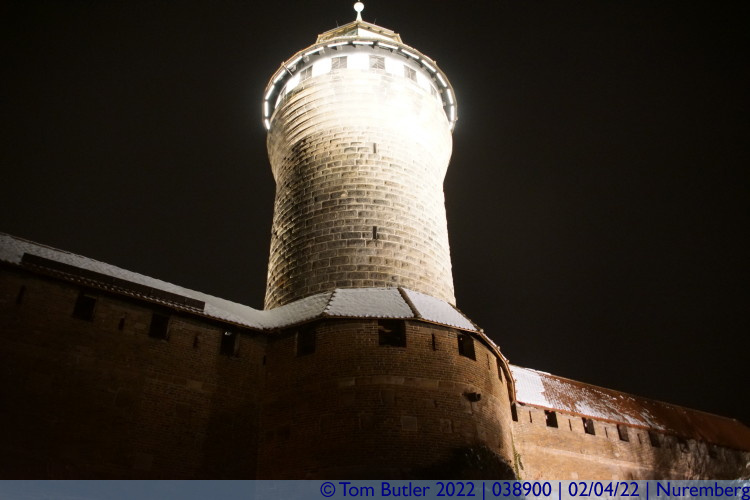Photo ID: 038900, Sinwell Tower at night, Nuremberg, Germany