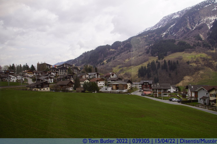 Photo ID: 039305, Heading down the valley, Disentis/Mustr, Switzerland