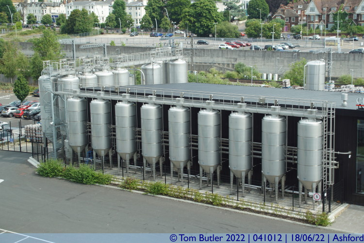 Photo ID: 041012, Fermenting tanks, Ashford, England