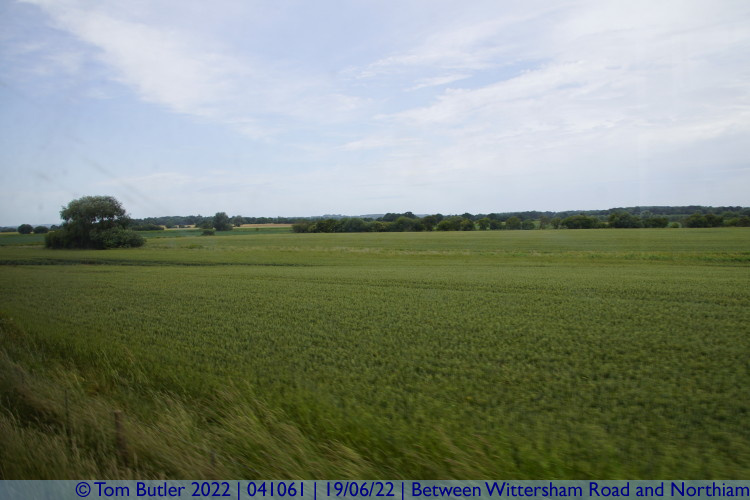 Photo ID: 041061, Towards the edge of Kent, Between Wittersham Road and Northiam, England