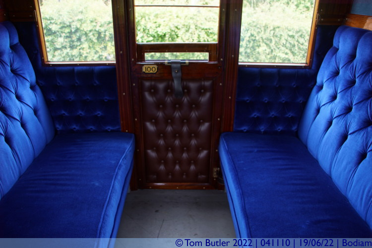 Photo ID: 041110, First class comfort, Bodiam, England