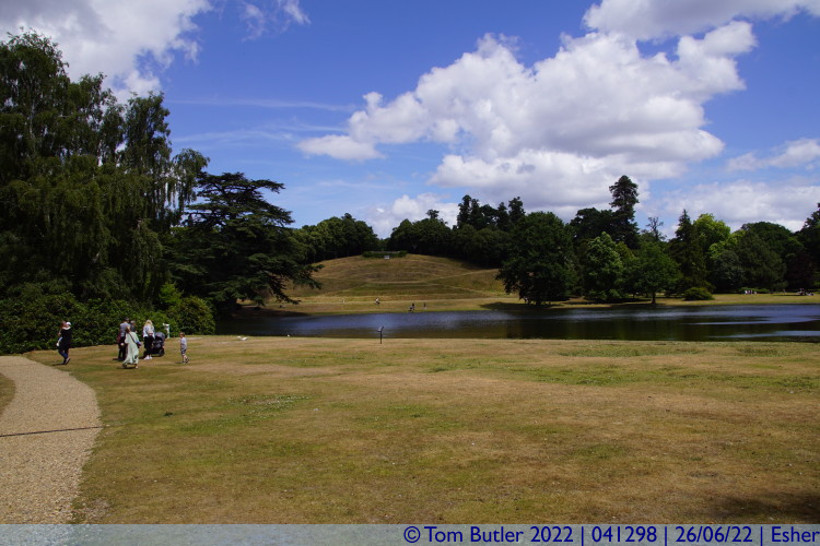 Photo ID: 041298, Amphitheatre across the lake, Esher, England