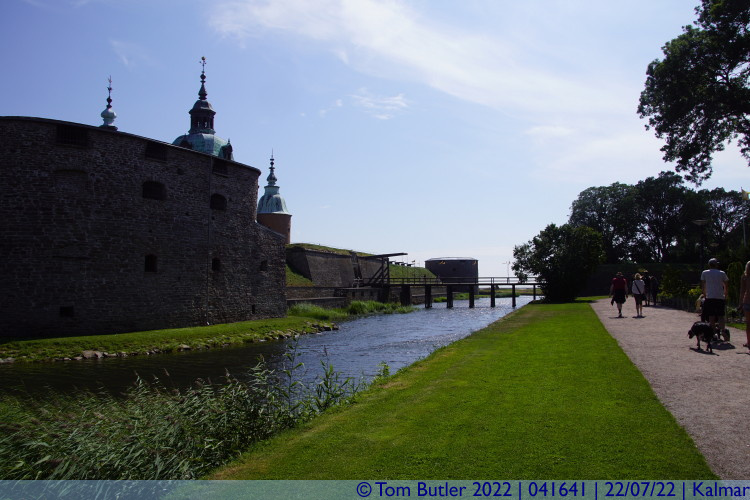 Photo ID: 041641, Wet moat, Kalmar, Sweden