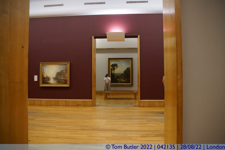 Photo ID: 042135, In the Turner galleries, London, England