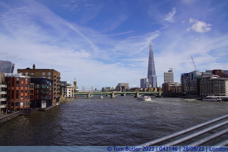 Photo ID: 042146, View from the Millennium Bridge, London, England