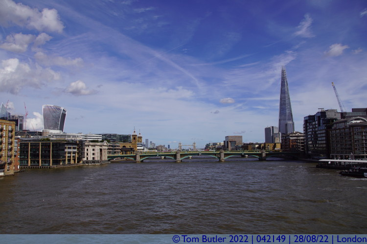 Photo ID: 042149, Downstream, London, England