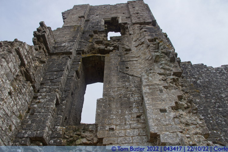 Photo ID: 043417, Ruins of the keep, Corfe, England